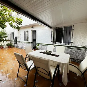 casa-rural-en-casabermeja-cerca-de-malaga-con-patio-y-chimenea.es-andalucia.com/